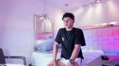 JHONNATHAN online show from 19, 12, 2025