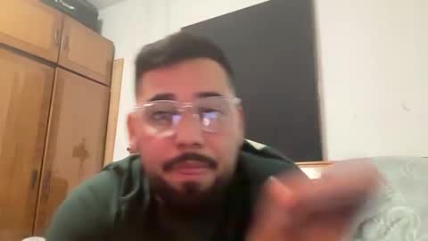 jhonny_jey online show from 17, 4, 2026