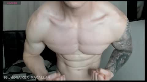 Jhonaiker online show from 12, 1, 2026