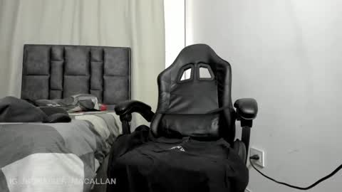 Jhonaiker online show from 8, 2, 2026