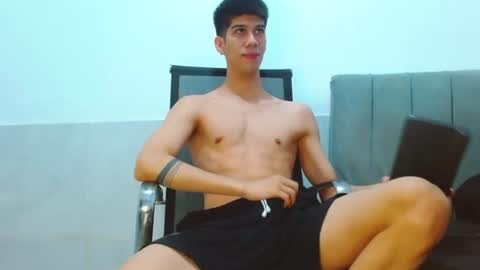 jhony_sex3 online show from 12, 6, 2026