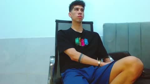 Snapshot of jhony_sex3 chatting on 18, 6, 2026 jhony_sex3 online show from 18, 6, 2026