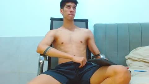 Snapshot of jhony_sex3 chatting on 5, 7, 2026 jhony_sex3 online show from 5, 7, 2026