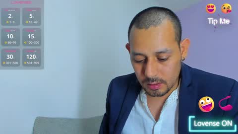 Jhony Alzate online show from 14, 12, 2024