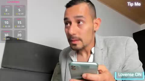 Jhony Alzate online show from 3, 7, 2026