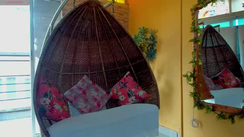 Jhors online show from 1, 2, 2025