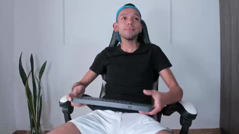 Jhors online show from 4, 10, 2025