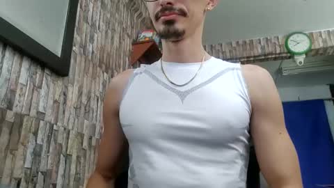 Jhosuamoore  online show from 19, 4, 2026