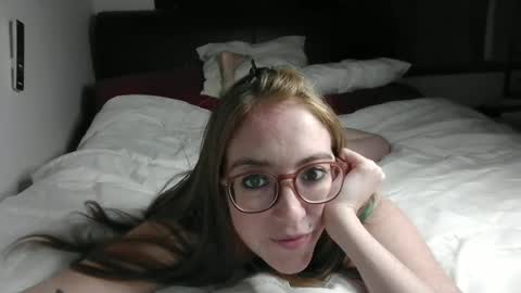 jilliangiselle online show from 23, 6, 2026