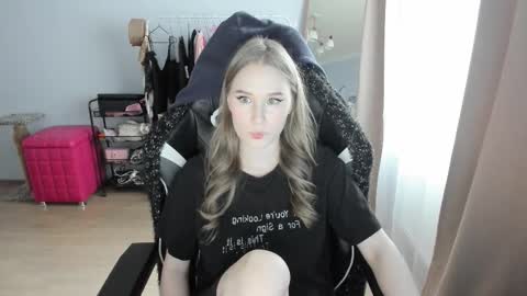 Amy  next stream on Wednesday Thursday Friday Saturday and Sunday at 16 pm GMT3 online show from 2, 11, 2025