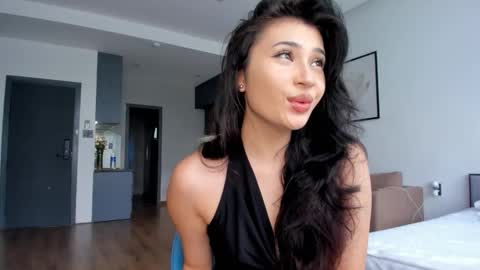 Jina meow online show from 5, 12, 2025