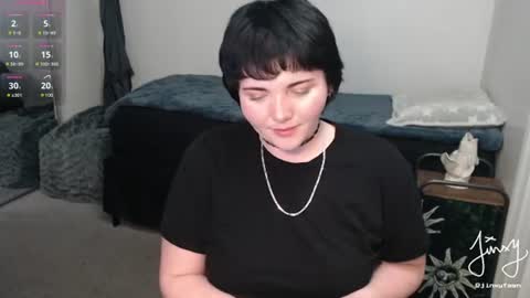Snapshot of jinxyfawn chatting on 27, 6, 2026 jinxyfawn online show from 27, 6, 2026