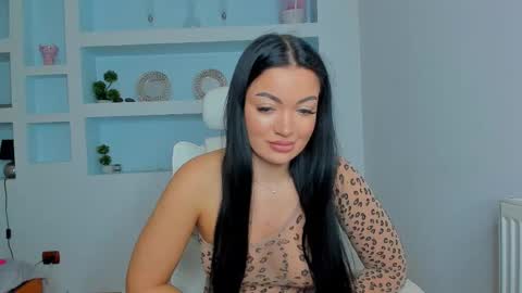 Juliee online show from 21, 10, 2025