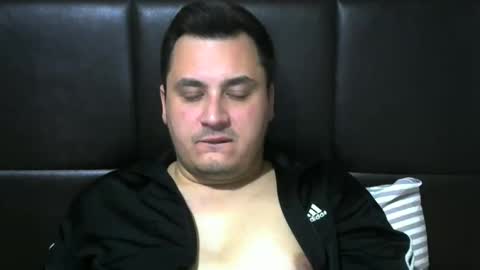 Snapshot of jnsnw chatting on 1, 11, 2025 jnsnw online show from 1, 11, 2025