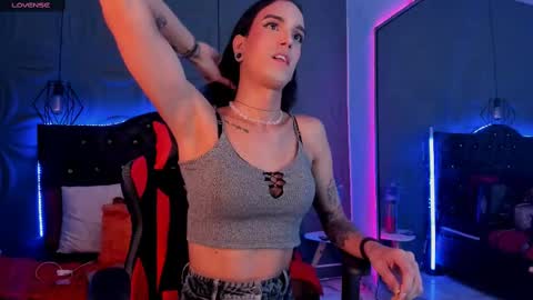 Joa Isaza     online show from 20, 2, 2025