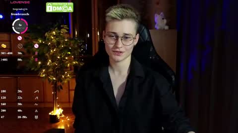 Snapshot of joan_night chatting on 22, 6, 2026 J online show from 22, 6, 2026