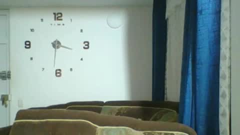 JOAN SAENZ online show from 21, 12, 2025