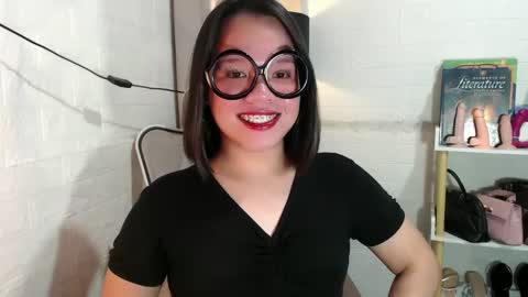 Joana online show from 2, 2, 2025