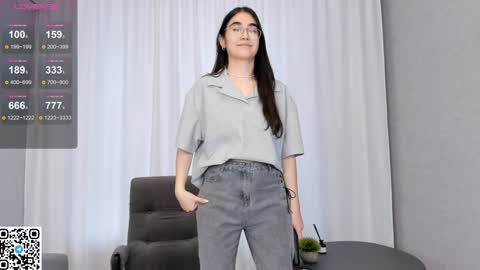 Snapshot of joangoulder chatting on 4, 1, 2025 Mia online show from 4, 1, 2025