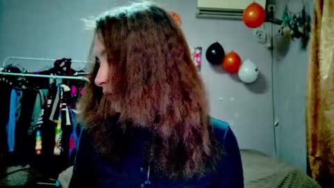 Joannatompson online show from 28, 10, 2025