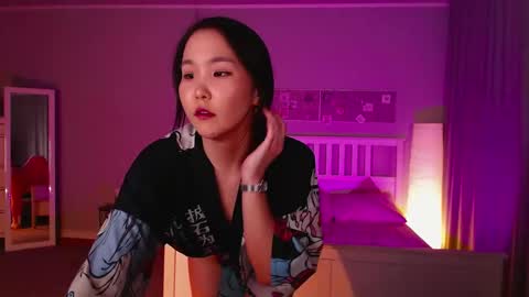 Amina online show from 6, 2, 2025