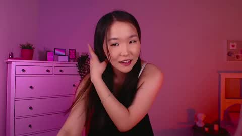 Amina online show from 5, 3, 2025