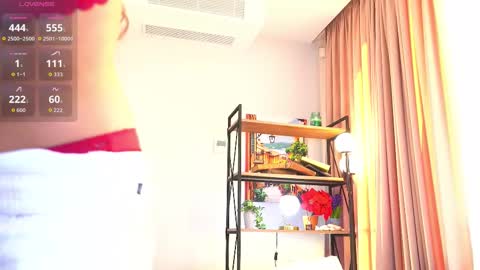 Nicole online show from 5, 2, 2026