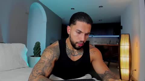 joe_esthetic online show from 13, 2, 2025