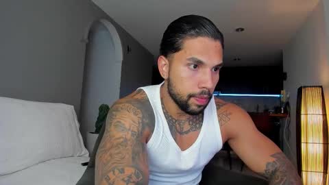 joe_esthetic online show from 11, 11, 2025