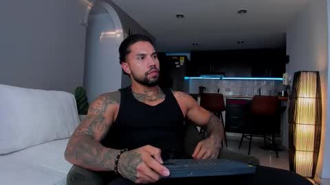 joe_esthetic online show from 22, 11, 2025