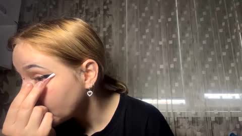 Snapshot of joeannfurgison chatting on 17, 2, 2026 Aurora online show from 17, 2, 2026