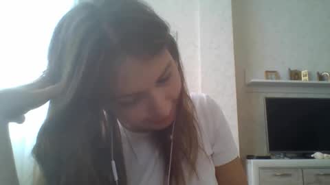 Jennifer online show from 24, 9, 2025