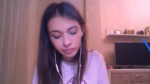 Jennifer online show from 27, 11, 2025