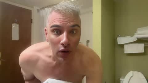 Snapshot of joeyrightino chatting on 8, 7, 2026 Joeyrightino online show from 8, 7, 2026