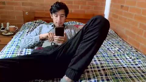 johan70nsexy online show from 6, 4, 2026