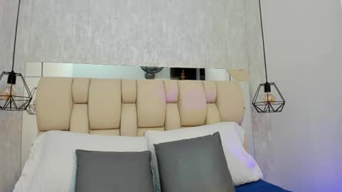 Snapshot of johan_gz_ chatting on 6, 10, 2025 Johan  online show from 6, 10, 2025
