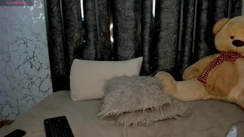 johana fox online show from 11, 2, 2025