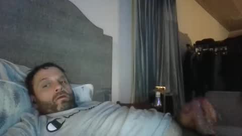 john0131739980 online show from 23, 12, 2025