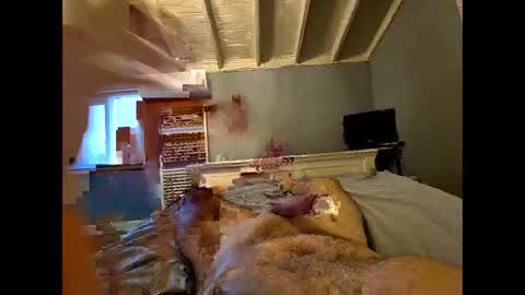 john281985 online show from 4, 1, 2025