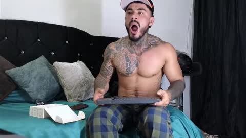 John  online show from 21, 9, 2025