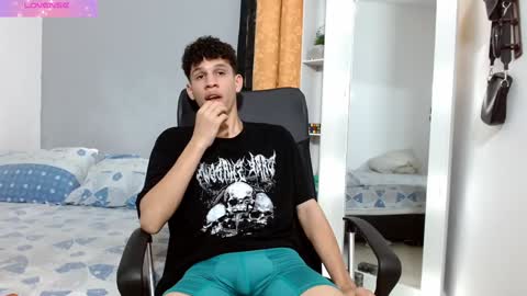 john_ssnow29 online show from 19, 12, 2024