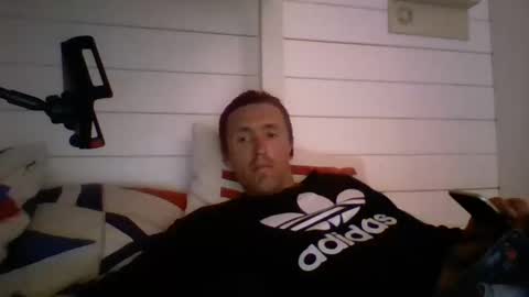 johngiaver3 online show from 11, 5, 2026