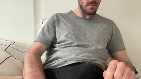 Snapshot of johnhard1987 chatting on 16, 9, 2025 johnhard1987 online show from 16, 9, 2025