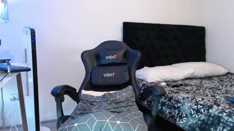 john online show from 23, 12, 2024