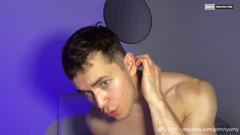 Snapshot of johnnnyhorny chatting on 11, 9, 2025 Johnny online show from 11, 9, 2025