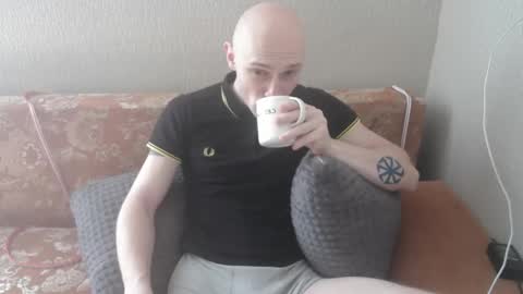 Johnny online show from 12, 3, 2025