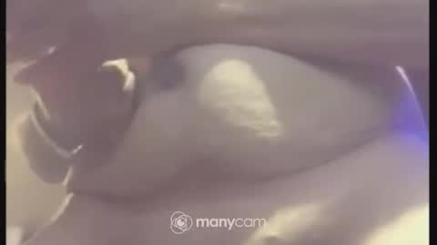 Snapshot of johnnyshung1 chatting on 2, 12, 2024 johnnyshung1 online show from 2, 12, 2024