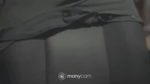 Snapshot of johnnyshung1 chatting on 7, 1, 2025 johnnyshung1 online show from 7, 1, 2025