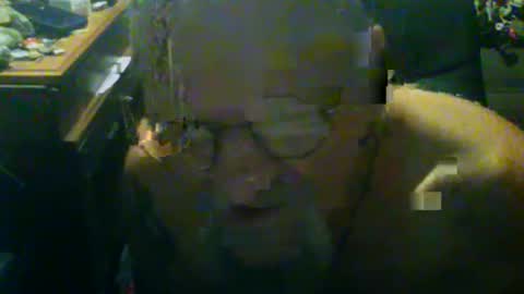 Snapshot of johnnyshung1 chatting on 18, 10, 2025 johnnyshung1 online show from 18, 10, 2025