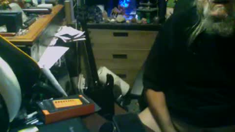 johnnyshung1 online show from 10, 1, 2026